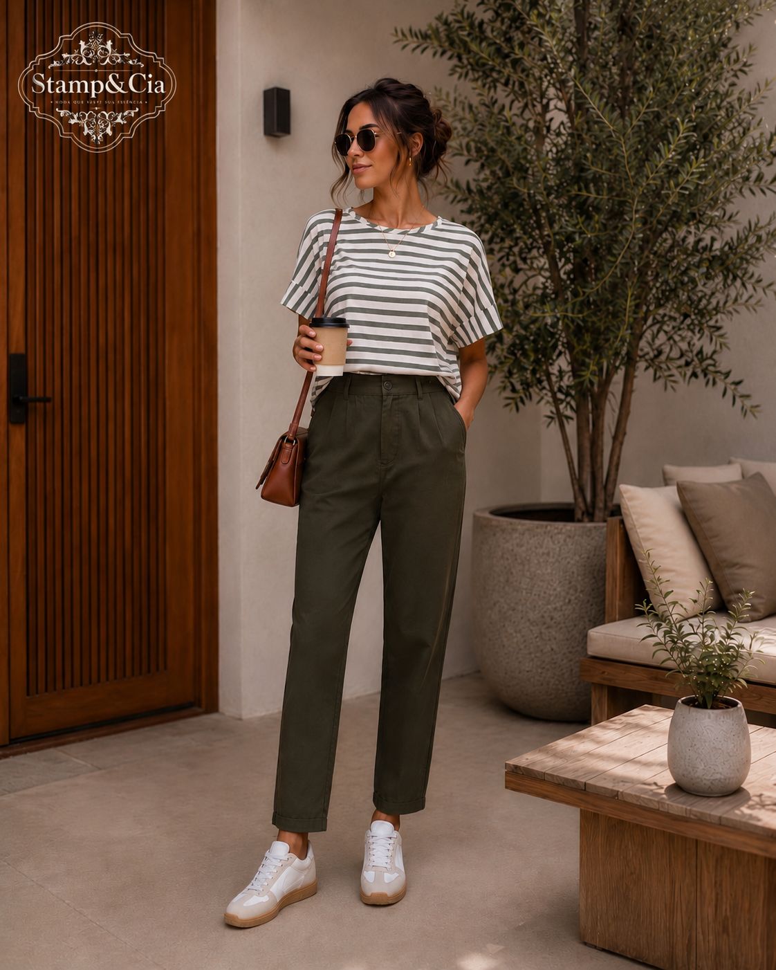 Blusa Listrada e Calça Verde