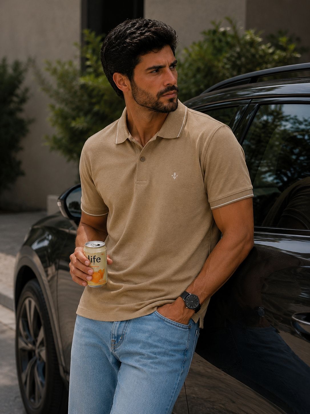Polo Bege com Jeans